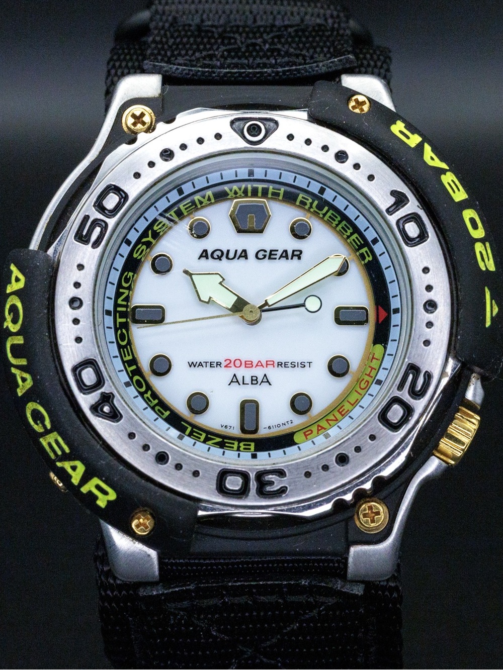 Seiko Alba RARE Aqua Gear V671-6060 Vintage 48mm JDM Import Backlight Watch